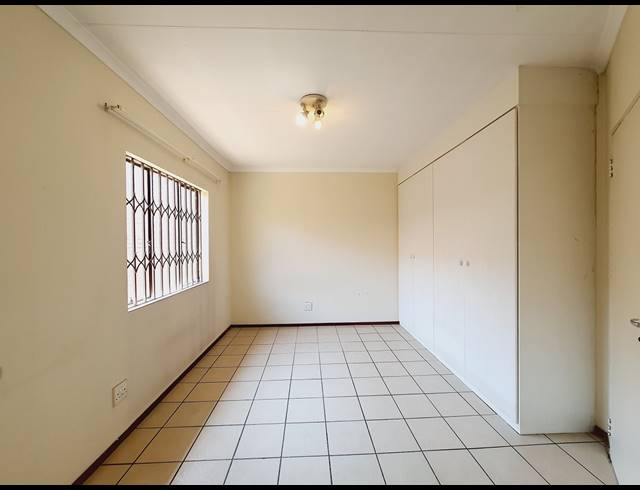 2 BEDROOM SECTIONAL TITLE FOR SALE IN HALFWAY GARDENS